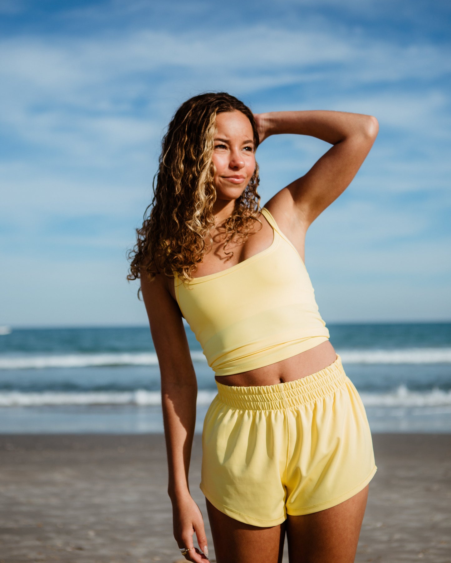 RISE SHORT - Sunny